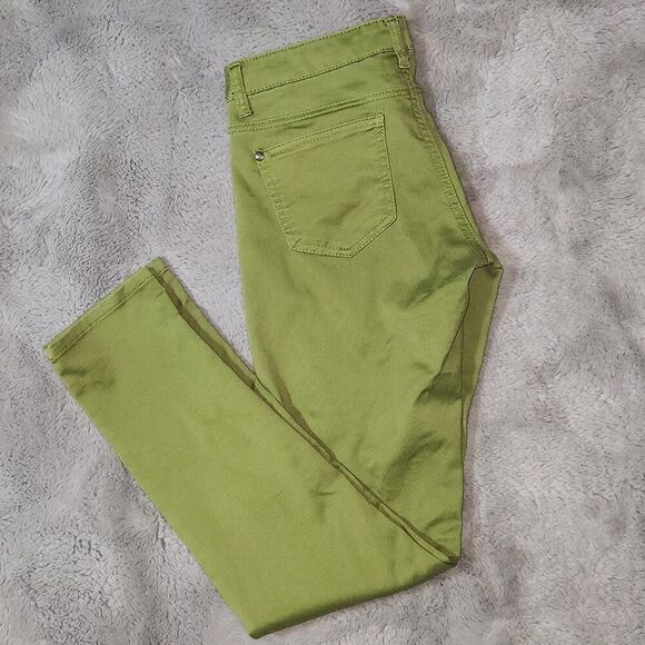 Celebrity Pink Denim - Pea Green Skinny Jeans Size 7